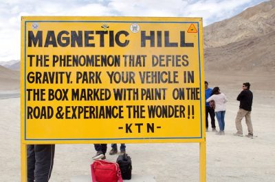 Magnetic hill sign board